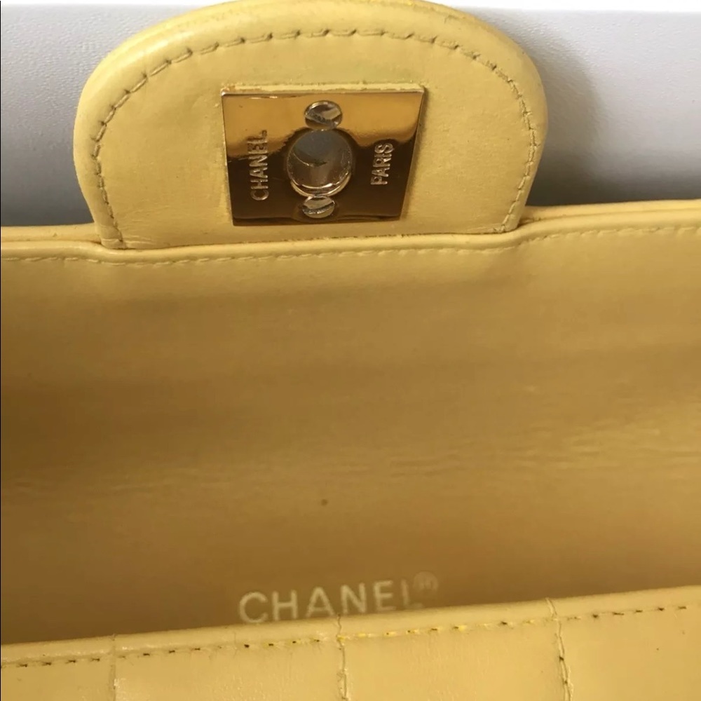 Comment below - Picture 4 of 7